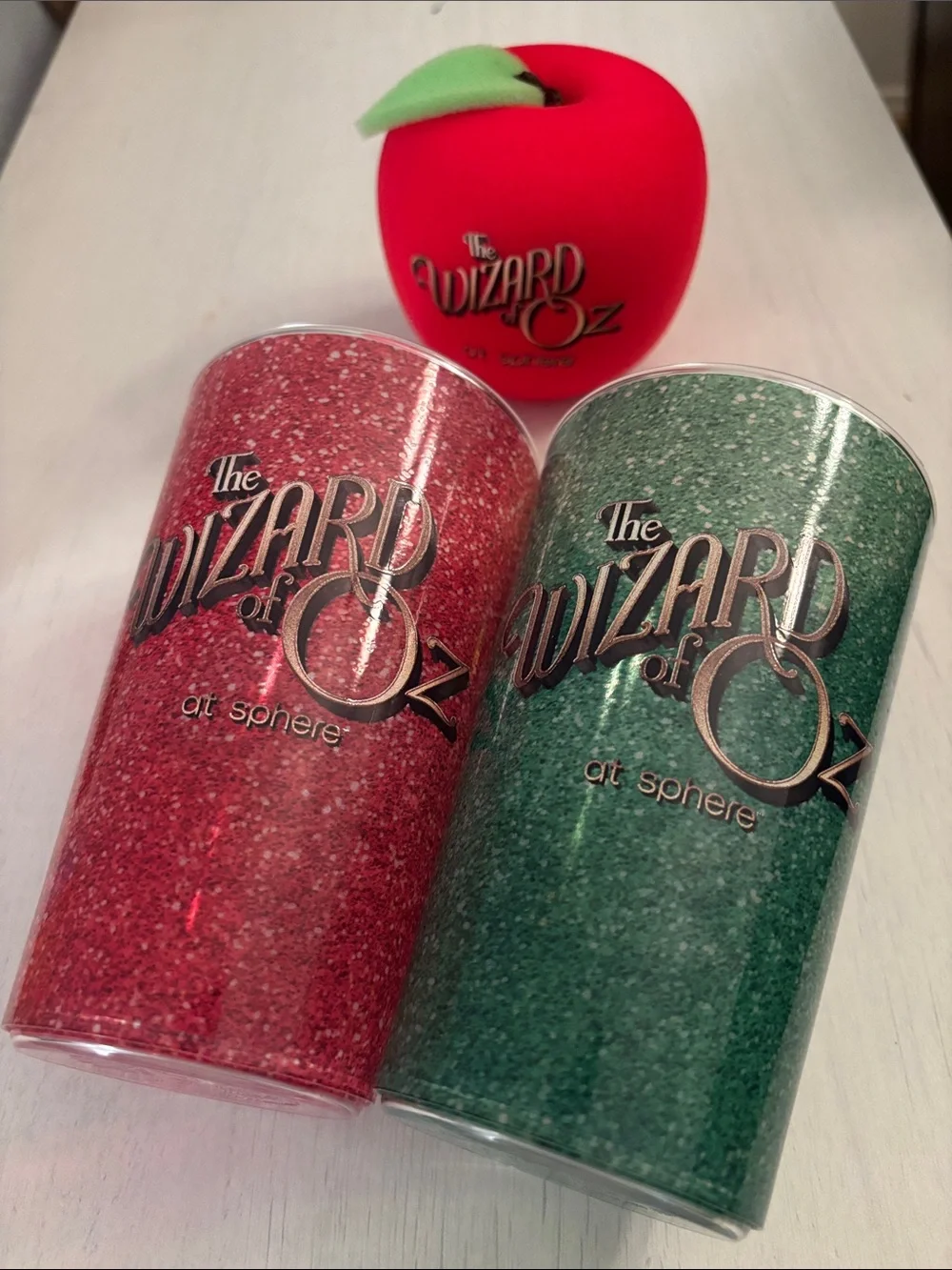 Wizard of oz sphere Las Vegas 2 Tumbler and apple. - Red and Green